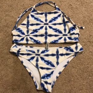 Swimsuit set (no pads on top)